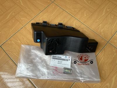 Giá đỡ lắp đèn pha Solati, phải