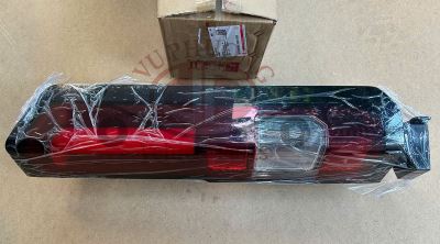 Đèn sau 24, phải