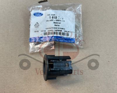 Giá đỡ giữ cảm biến khoảng cách cản trước Transit 2.2 (cứu thương), giữa